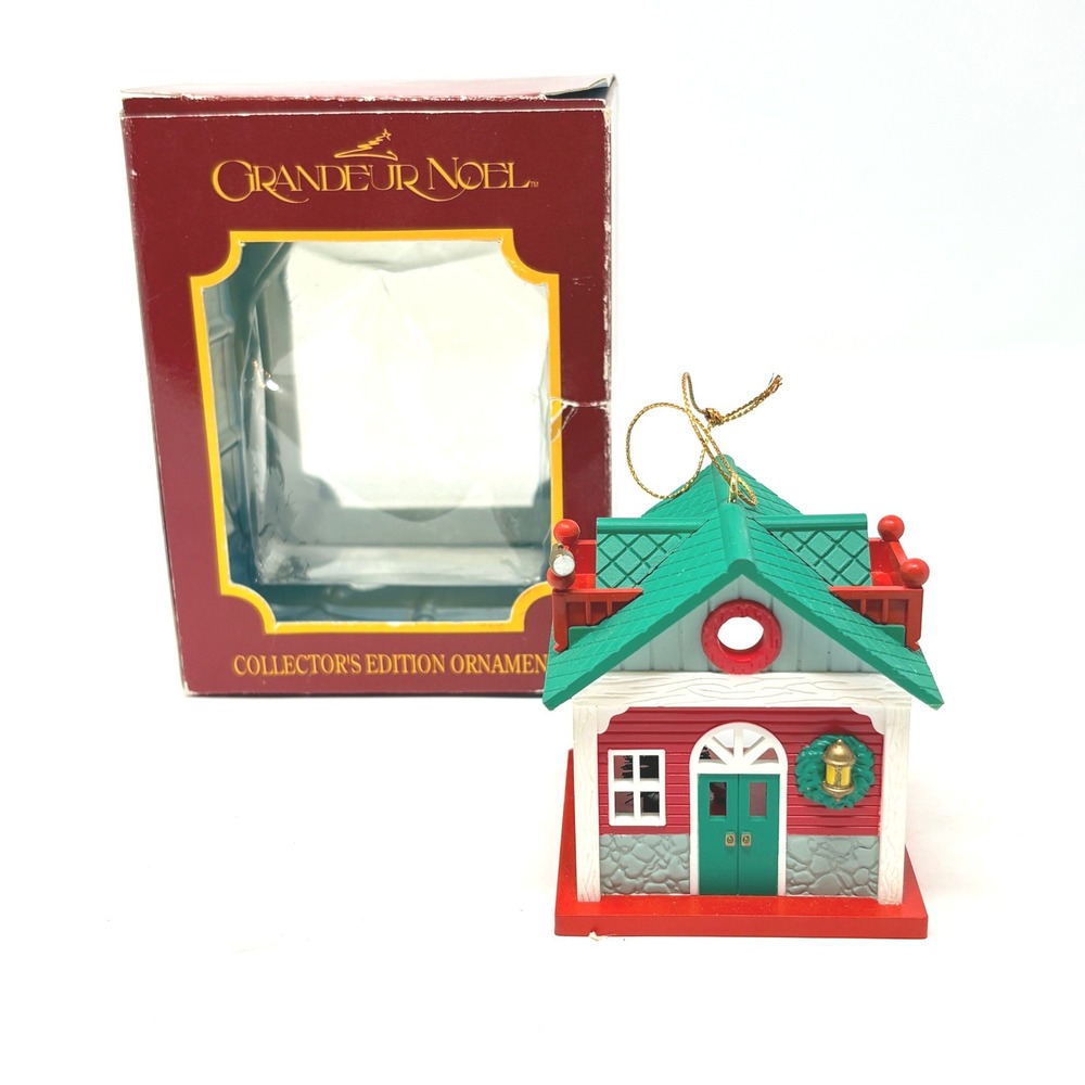 Vintage Christmas Ornaments. See Description and Photos for Information. - Picture 10 of 16